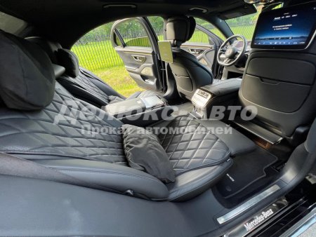 Mercedes S-223 AMG Черный