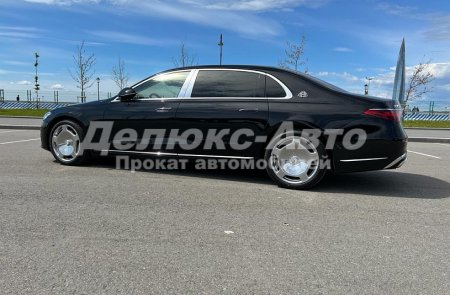 Mercedes Maybach S-223 Черный