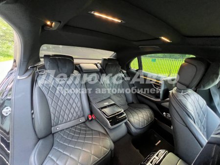Mercedes S-223 AMG Черный