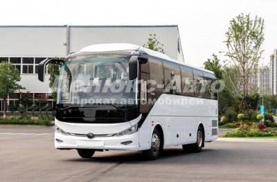 Автобус Yutong 53 места