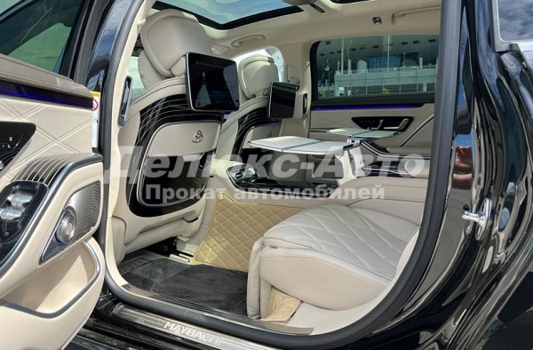 Mercedes Maybach S-223 Черный