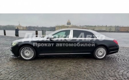 Mercedes Maybach S-222 Серо-Черный