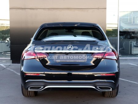 Mercedes E-213 AMG Restailing