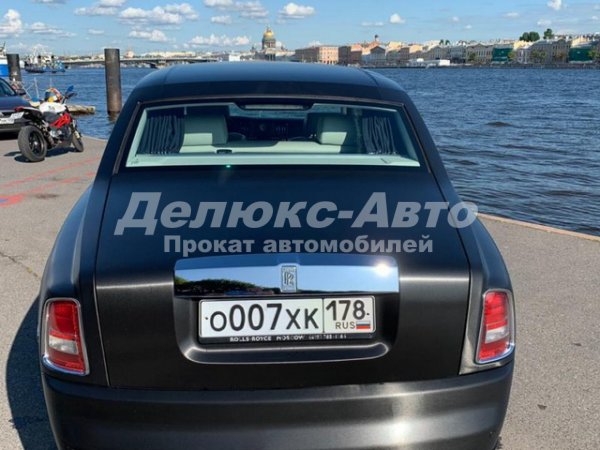 Роллс-Ройс Фантом