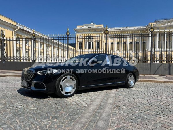 Mercedes Maybach S-223 Черный